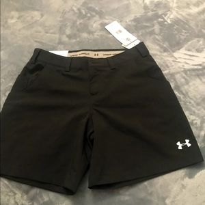 Under Armour shorts size 4, INSEAM 5 inch